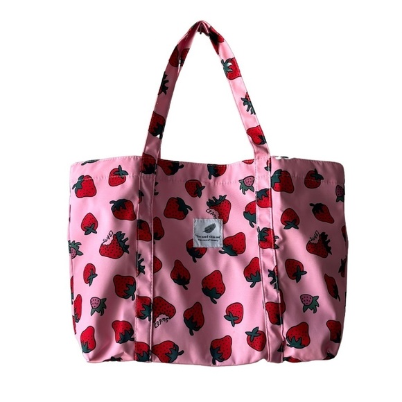 Thrifting, shopping strawberry‎ print pink and red shopping and laundry bag - Picture 1 of 8